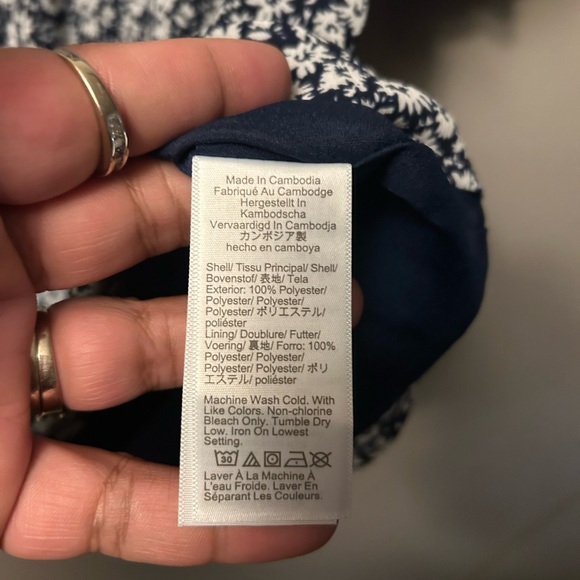 J Crew Factory Floral Navy and White short sleeve top - Picture 7 of 10